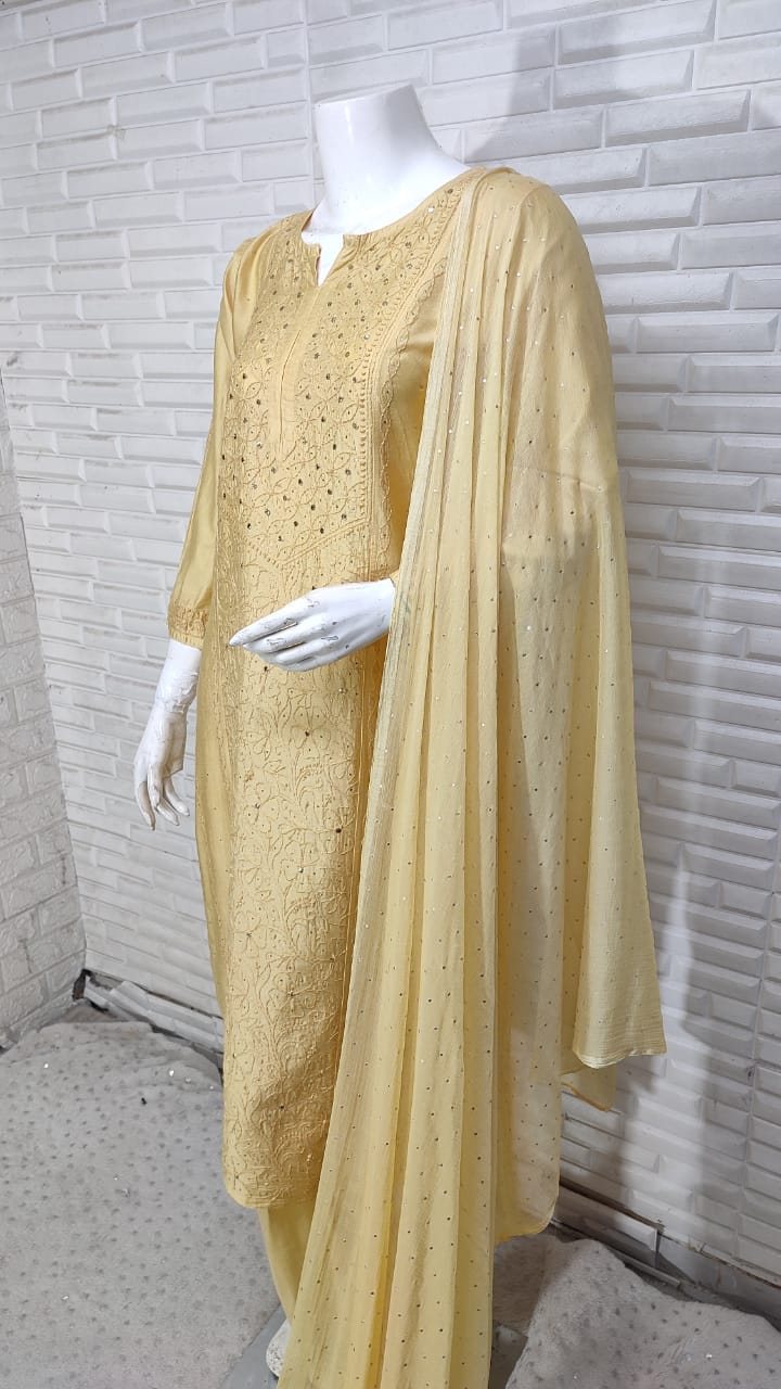 Light Yellow Chikankari Elegance: Modaal Chanderi Cutdana Ensemble