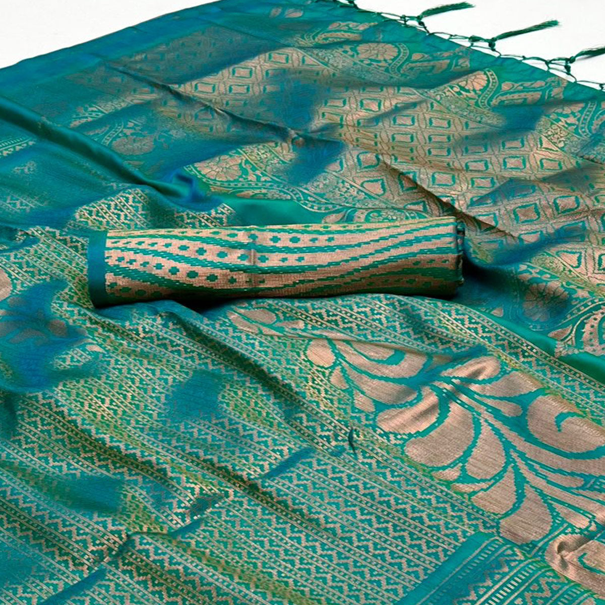 Rama Green Woven Art Silk Saree With Tassels