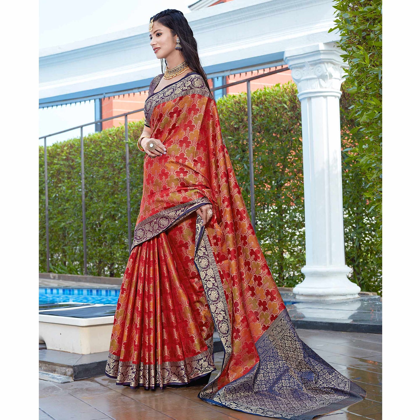 Red Floral Woven Art Silk Saree