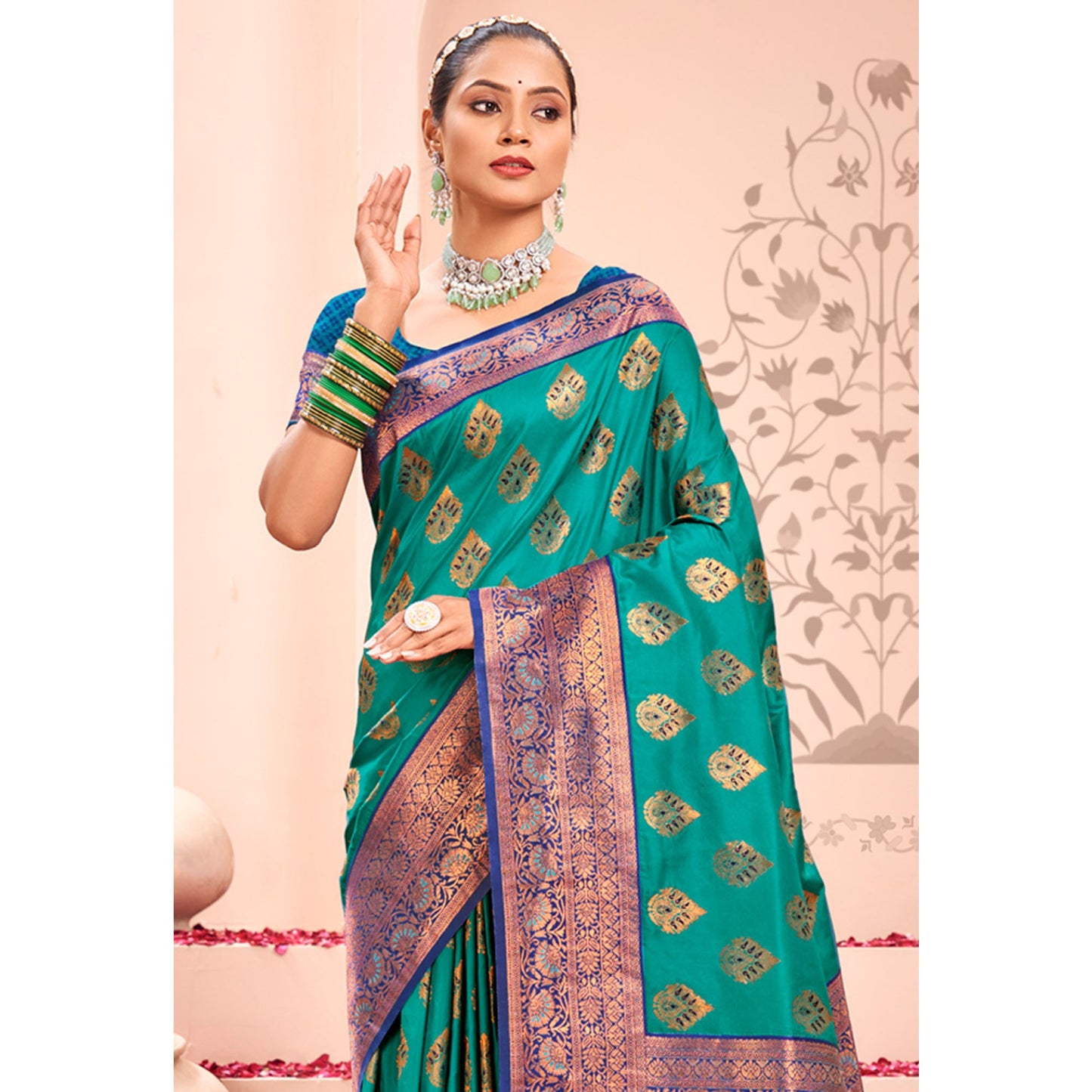 Rama Green Floral Woven Kanjivaram Silk Saree With Tassels