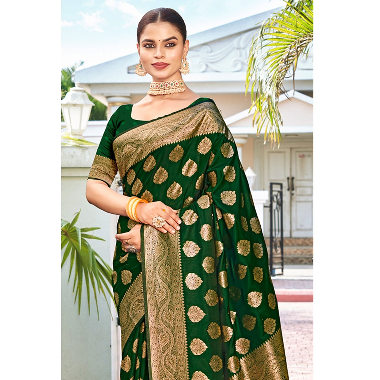 Green Floral Woven Banarasi Silk Saree