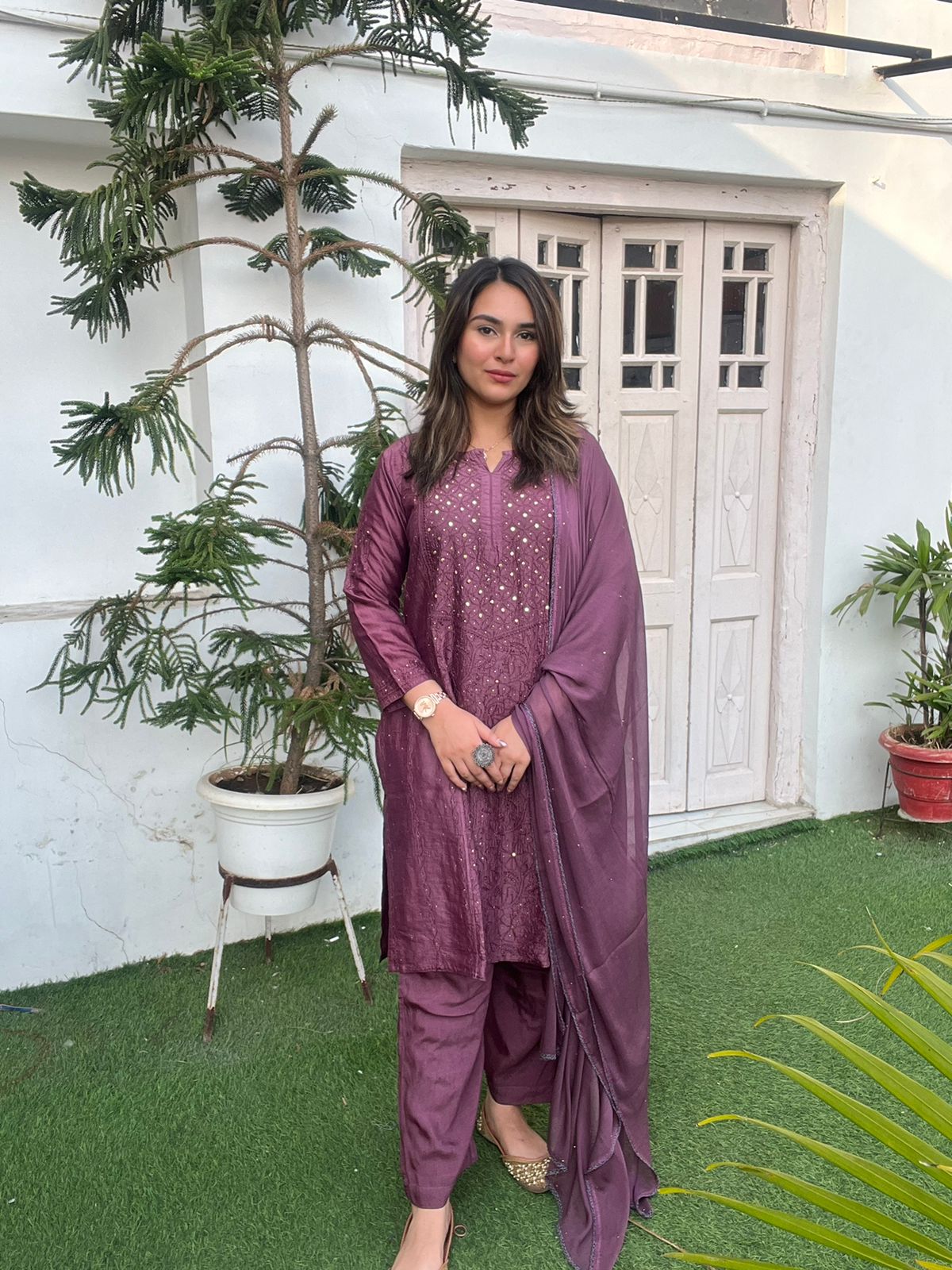 Wine Chikankari Elegance: Modaal Chanderi Cutdana Ensemble