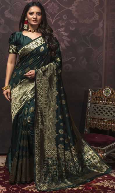 Silk Traditional Saree in Green with Weaving Work-1734588