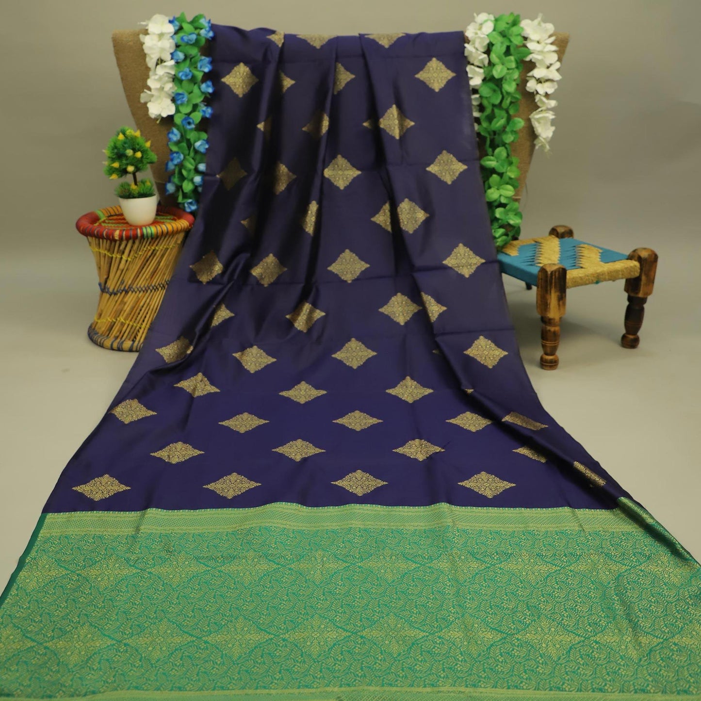 Breathtaking Navy Blue Colored Festive Wear Woven Soft Silk Saree