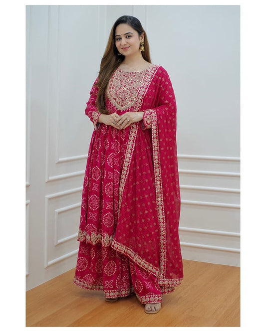 Sophisticated Pink Rayon Sharara Set: Intricate Heavy Mirror Embroidery Elegance