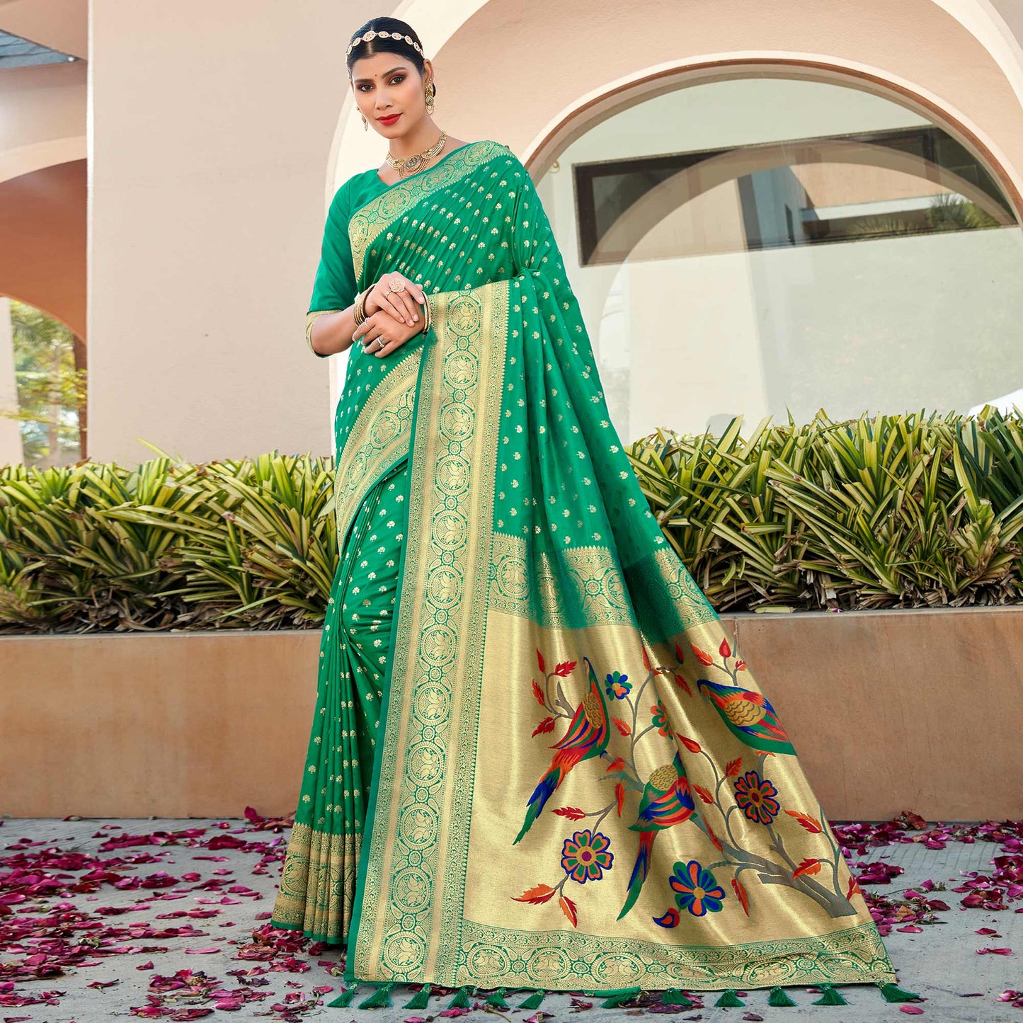 Green Woven Art Silk Paithani Saree