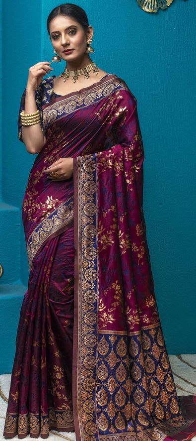 Silk Traditional Saree in Pink and Majenta with Weaving Work-1734338