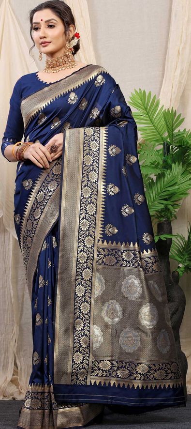 Kanjeevaram Silk Traditional Saree in Blue with Weaving Work-1789097